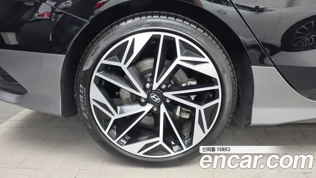 Hyundai Ioniq 6 — Фото автомобиля 5