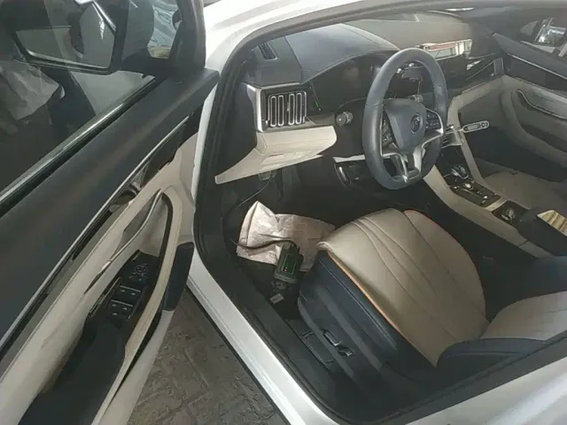 BYD Song PLUS — Фото автомобиля 15