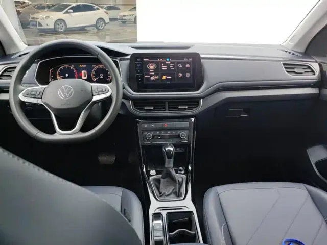 Volkswagen Tharu — Фото автомобиля 12