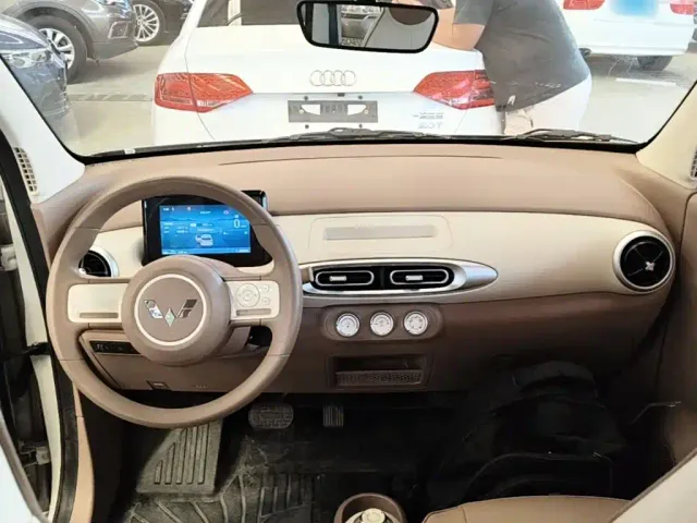 Wuling Hongguang Mini EV — Фото автомобиля 9