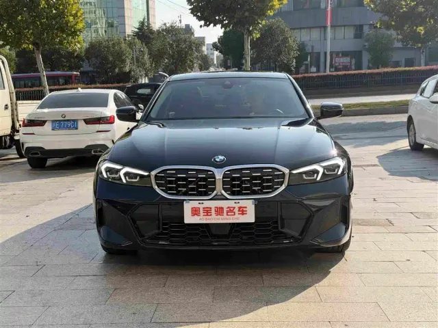 BMW 3 Series — Фото автомобиля 2