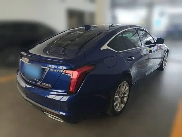 Cadillac CT5 — Фото автомобиля 9