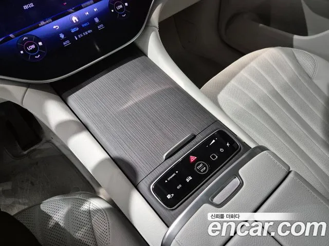 Mercedes-Benz EQE X294 — Фото автомобиля 17