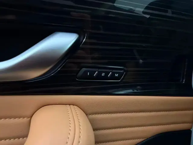 Geely Xingyue L Extended-Range EV 2022 1.5T DHT Range-extender Electric Ultimate Edition — Фото автомобиля 27
