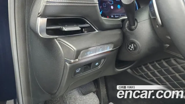 Genesis GV80 2.5T Бензин AWD — Фото автомобиля 29