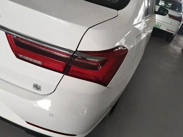 BYD Qin — Фото автомобиля 7