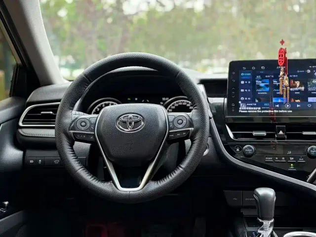 Toyota Camry — Фото автомобиля 8