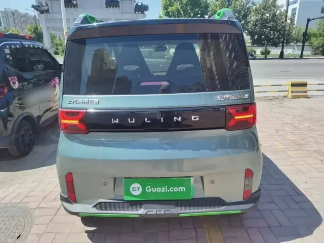 Wuling Hongguang Mini EV — Фото автомобиля 5