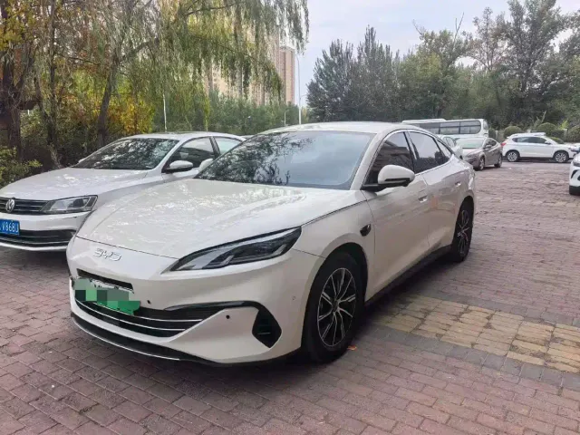 Фотография автомобиля — BYD Seal 06