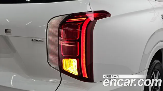 Hyundai Palisade Palisade Дизель 2.2 4WD — Фото автомобиля 19