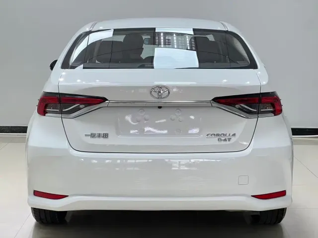 Toyota Corolla — Фото автомобиля 5