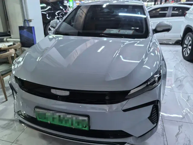 Geely Emgrand L — Фото автомобиля 2