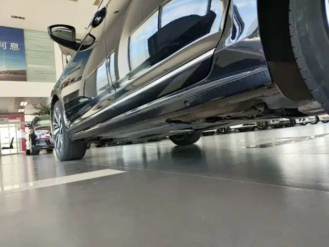 Volkswagen Passat — Фото автомобиля 21