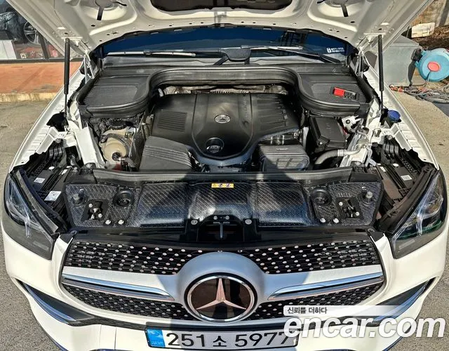 Mercedes-Benz GLE-Class — Фото автомобиля 13