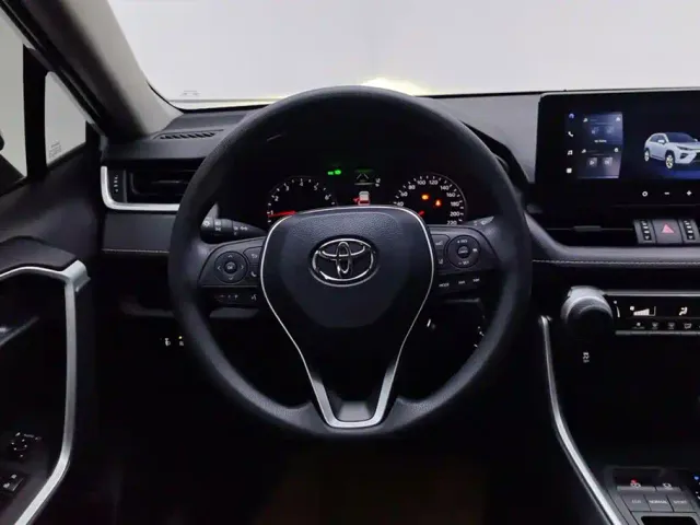 Toyota Wildlander — Фото автомобиля 15
