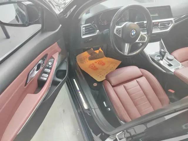BMW 3 Series — Фото автомобиля 3