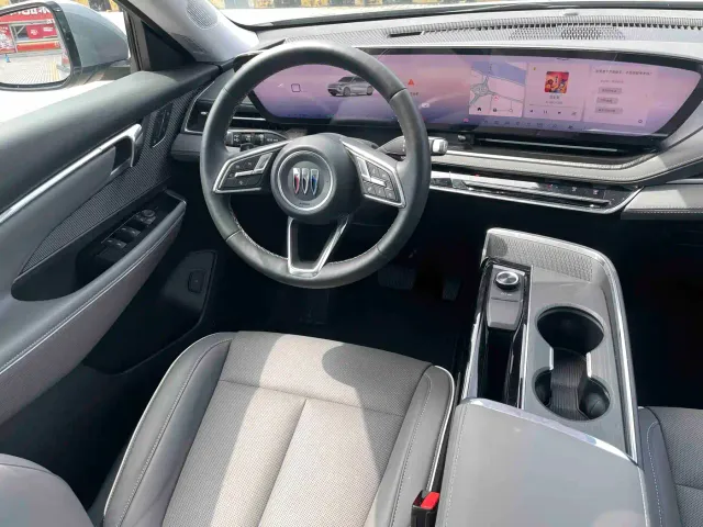 Buick E5 — Фото автомобиля 21