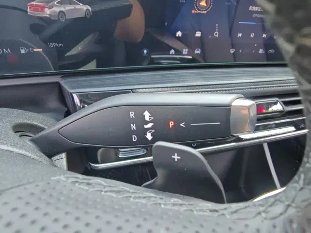 Buick LaCrosse — Фото автомобиля 6