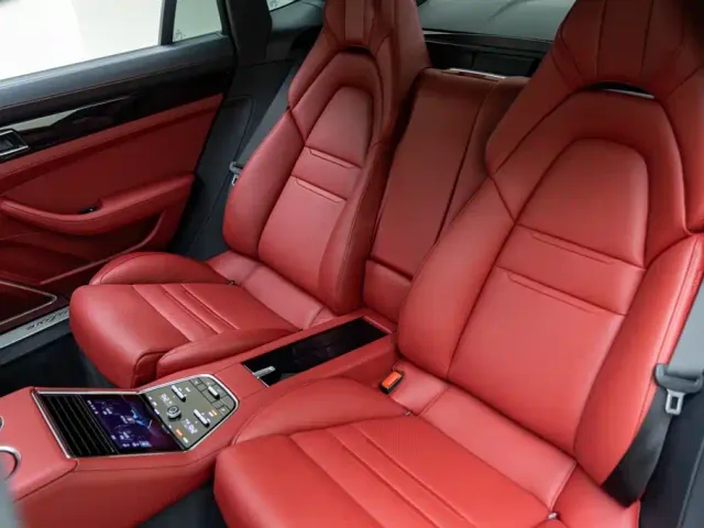 Porsche Panamera — Фото автомобиля 12