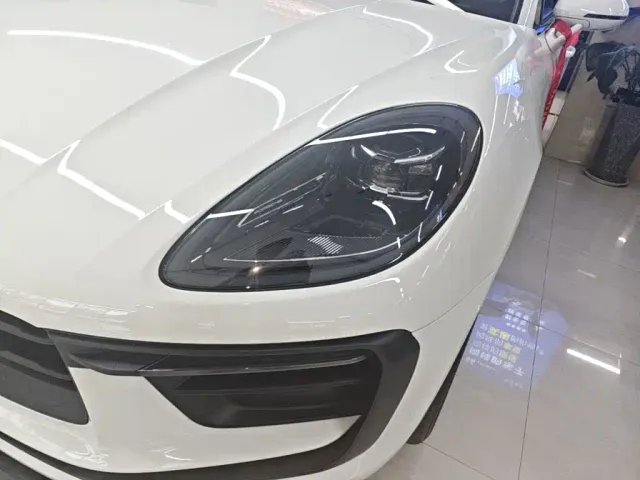 Porsche Macan — Фото автомобиля 23