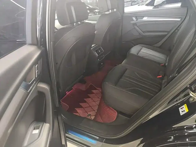 Audi Q5L — Фото автомобиля 16