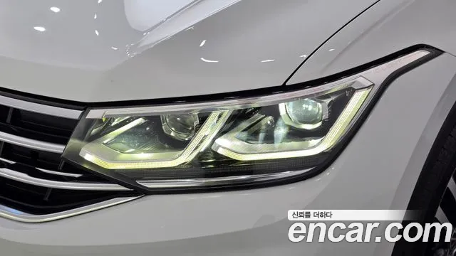Volkswagen Tiguan Tiguan 2 поколение 2.0 TDI 4Motion Prestige — Фото автомобиля 22