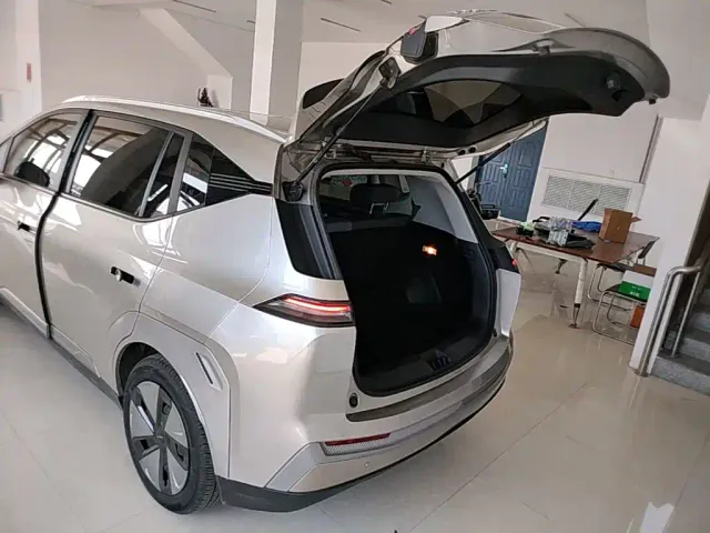 GAC Aion Y — Фото автомобиля 18