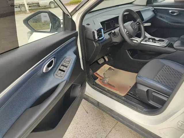 GAC Trumpchi GS3 — Фото автомобиля 15