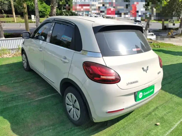 Wuling Bingo — Фото автомобиля 4