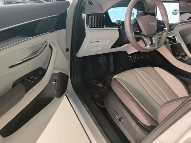 BYD Song PLUS — Фото автомобиля 15