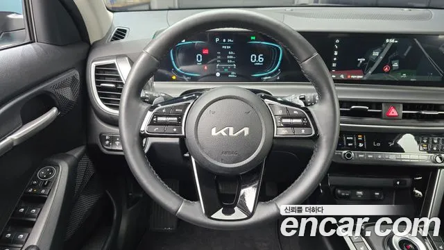 Kia Seltos New — Фото автомобиля 19