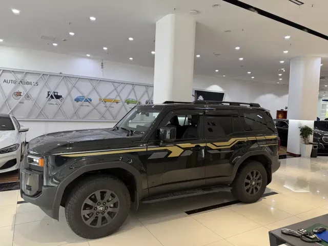 Toyota Prado — Фото автомобиля 8