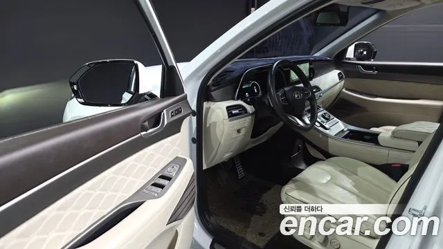 Hyundai Palisade Palisade Дизель 2.2 2WD — Фото автомобиля 11