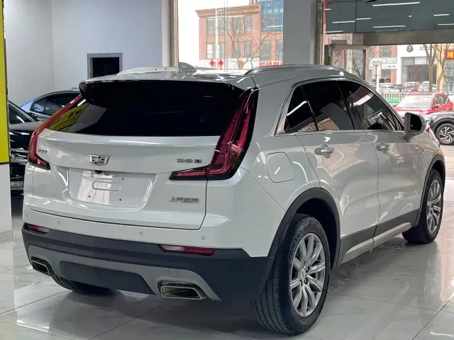Cadillac XT4 — Фото автомобиля 6