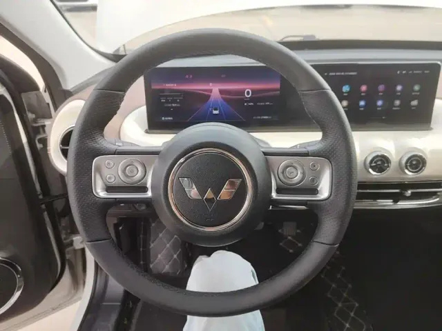 Wuling Bingo — Фото автомобиля 10