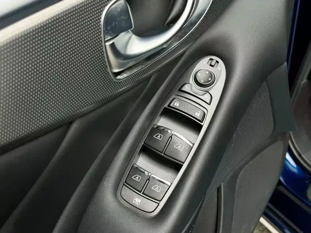 Infiniti Q50L — Фото автомобиля 11