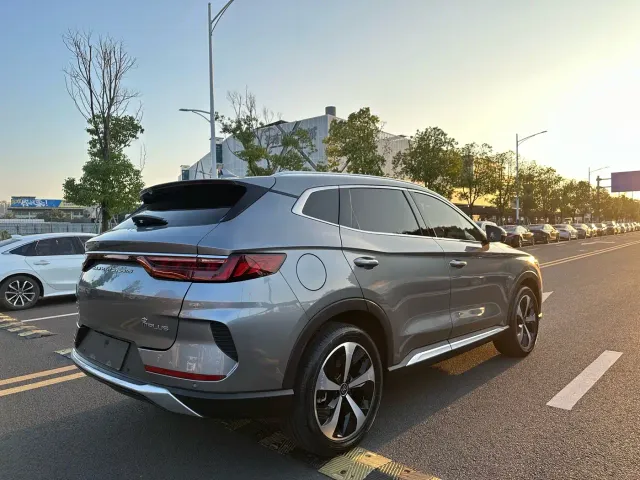BYD Song PLUS — Фото автомобиля 7