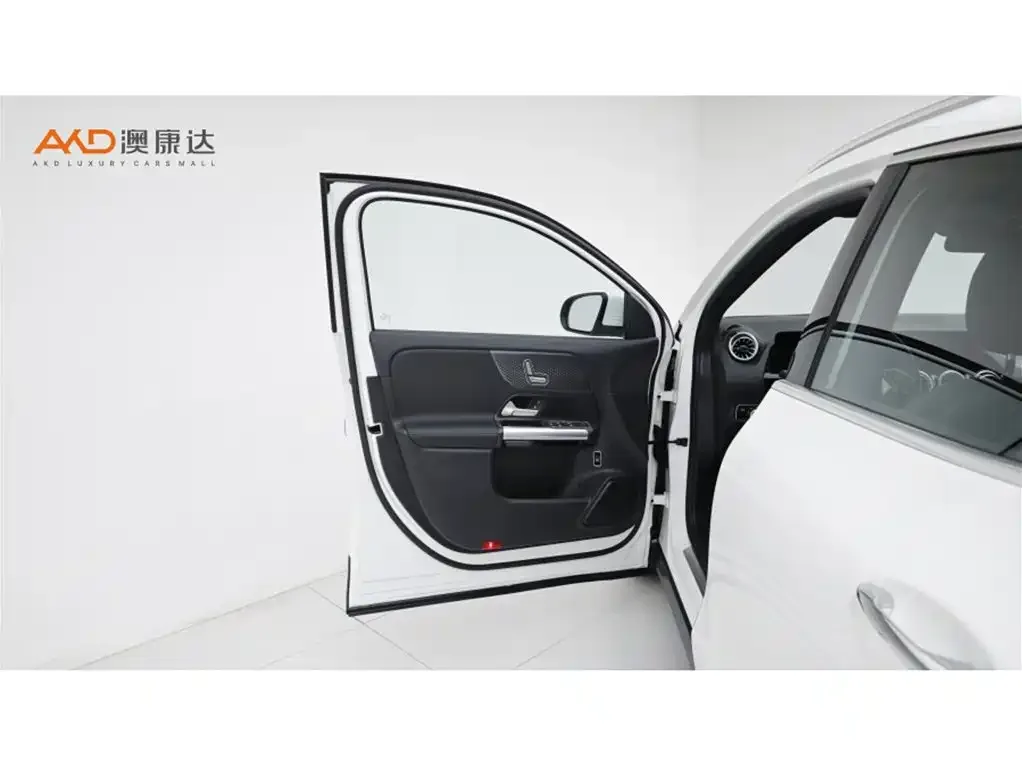 Mercedes-Benz Mercedes-Benz GLA 2024 GLA 220 — Фото автомобиля 10