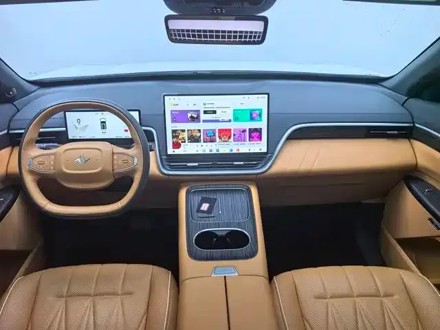Dongfeng eπ 008 — Фото автомобиля 9