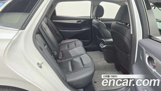 Hyundai Grandeur Grandeur (New) — Фото автомобиля 11