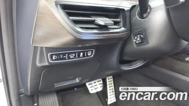 Kia K8 Hybrid — Фото автомобиля 27