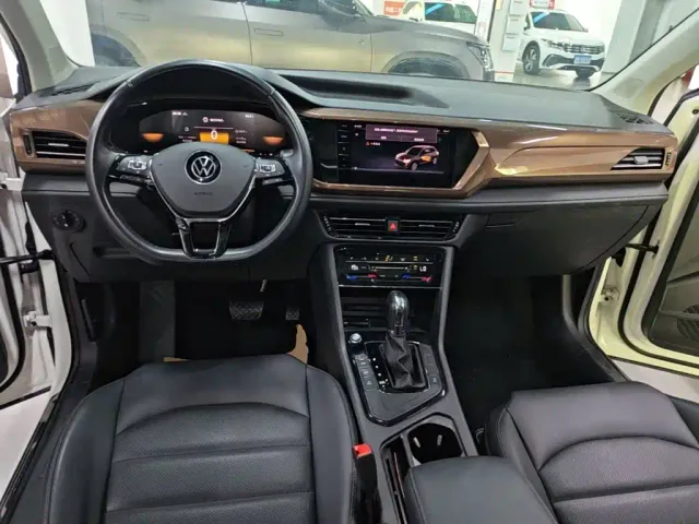 Volkswagen Tharu — Фото автомобиля 9