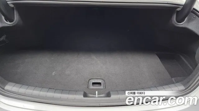 Hyundai Grandeur Новый Grandeur IG 3.0 LPi (Для проката) — Фото автомобиля 20