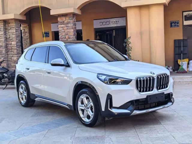 BMW X1 — Фото автомобиля 3