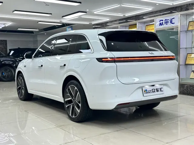 Li Auto L6 — Фото автомобиля 4