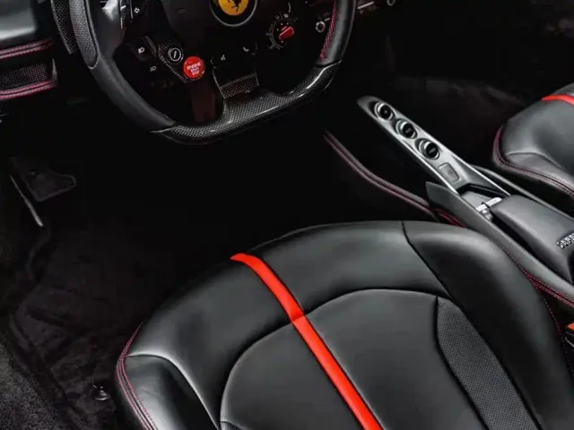 Ferrari F8 — Фото автомобиля 7