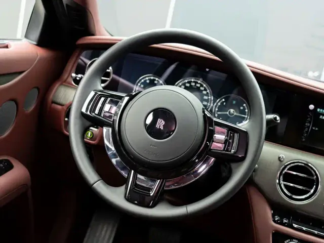 Rolls-Royce Ghost — Фото автомобиля 20
