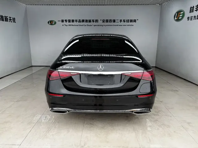 Mercedes-Benz S-Class — Фото автомобиля 4