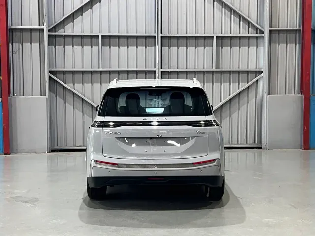 GAC Aion Y — Фото автомобиля 8