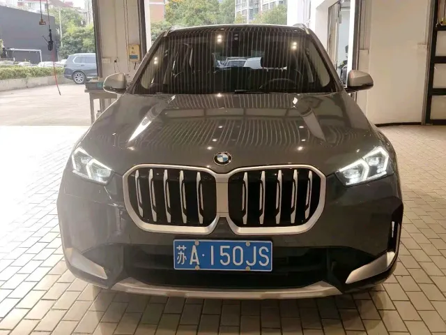 BMW X1 — Фото автомобиля 2